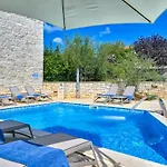 Simone By Interhome Πόρετς