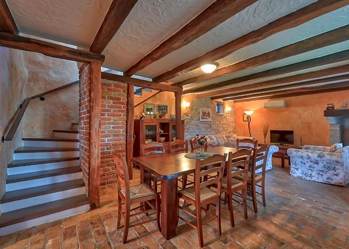 Villa Simone By Interhome Poreč