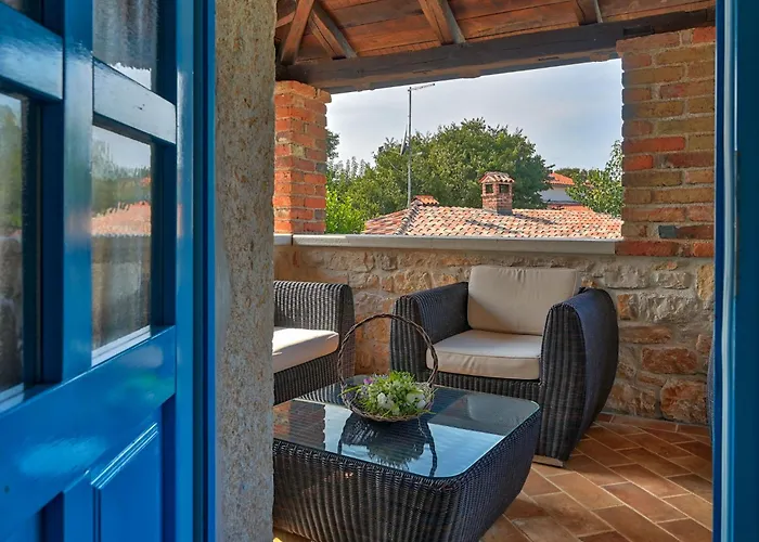 Simone By Interhome Poreč