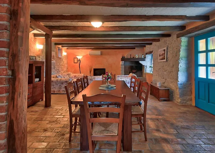 Villa Simone By Interhome Poreč