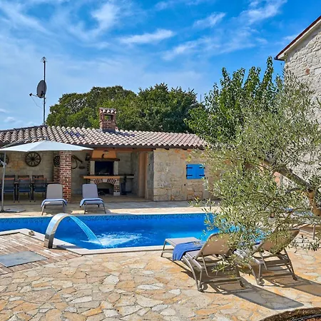 Simone By Interhome Villa Poreč