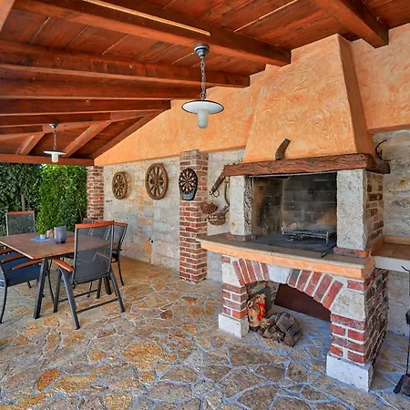 Villa Simone By Interhome Porec