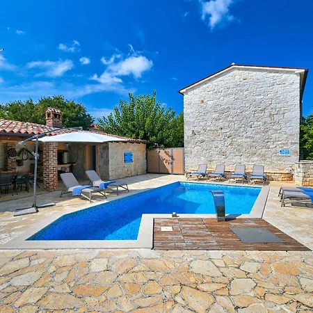 Simone By Interhome * Porec