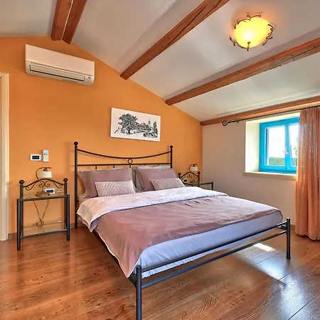 Villa Simone By Interhome *