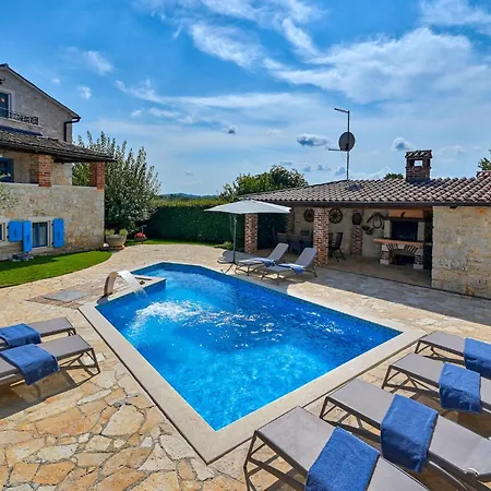 Simone By Interhome *