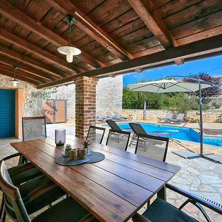 Simone By Interhome Villa *