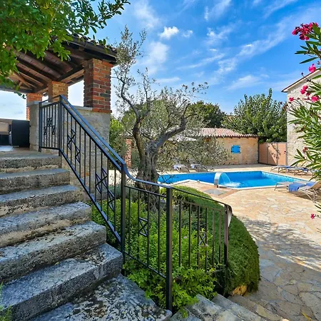 Simone By Interhome Porec