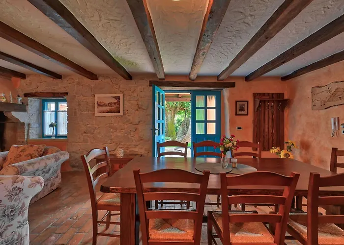 Simone By Interhome Poreč