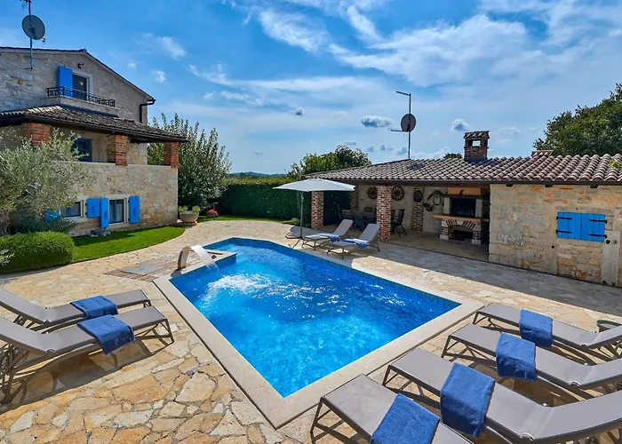 Simone By Interhome *