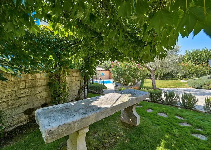 Villa Simone By Interhome Poreč