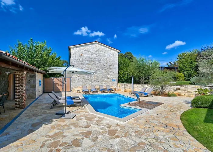 Simone By Interhome וילה *