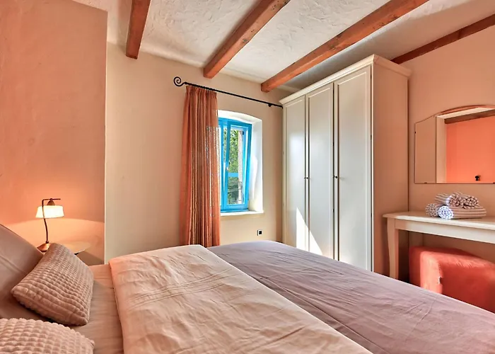 Simone By Interhome וילה *